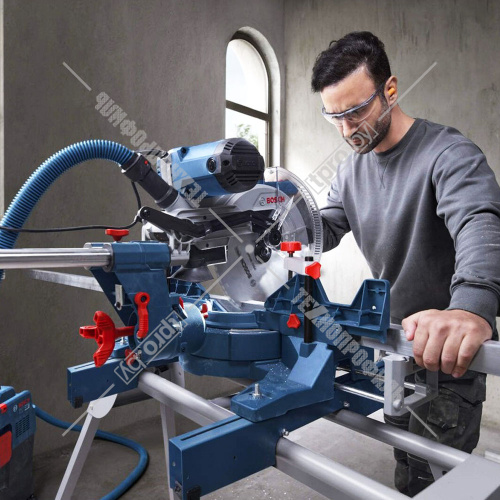 Пила торцовочная GCM 340-305 D Professional BOSCH (0601B60000) купить в Гродно фото 10